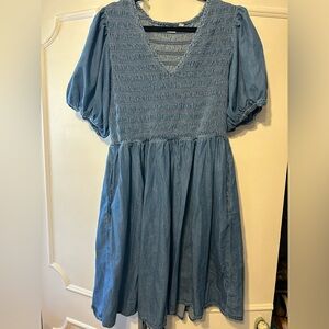 Gap light denim dress size Large, used once